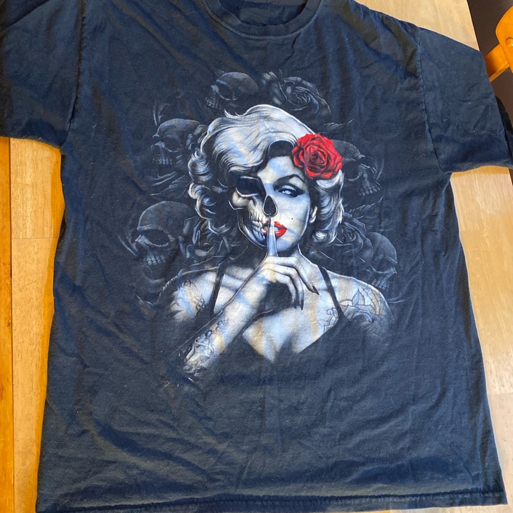 Always Push forward t-shirt size L pre-owned